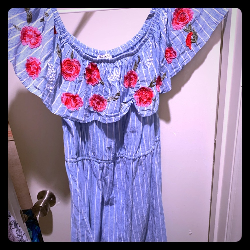 Off shoulder summer mini